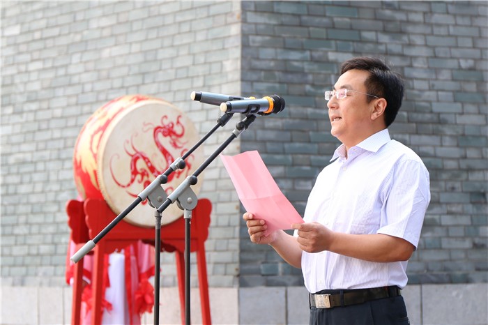 jin_hu_jia_feng_jia_gui_jiao_yu_guan_kai_guan_2.jpg
